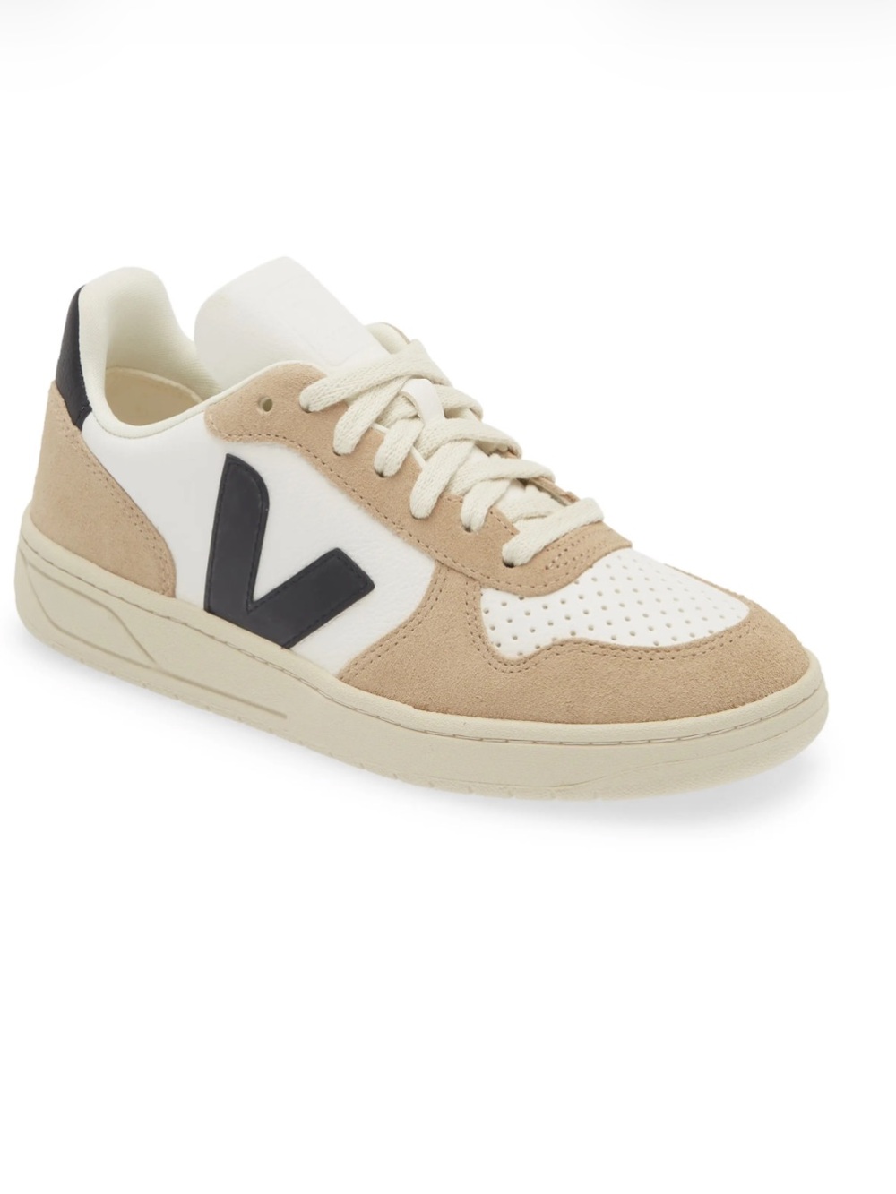 Veja | V-10 Sneaker. Size 7. Extra White Black Sahara